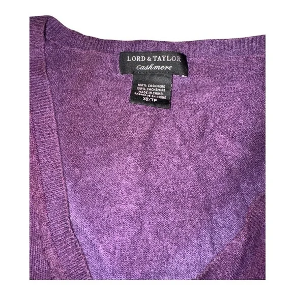 Lord & Taylor 100% Cashmere V-Neck Sweater XS Purple Pink Ombre Gradient Soft - Picture 7 of 12